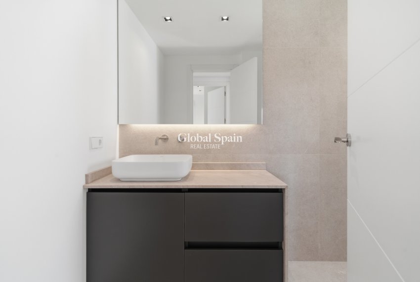 Resale - APARTMENT -
PALMA - optional location detail