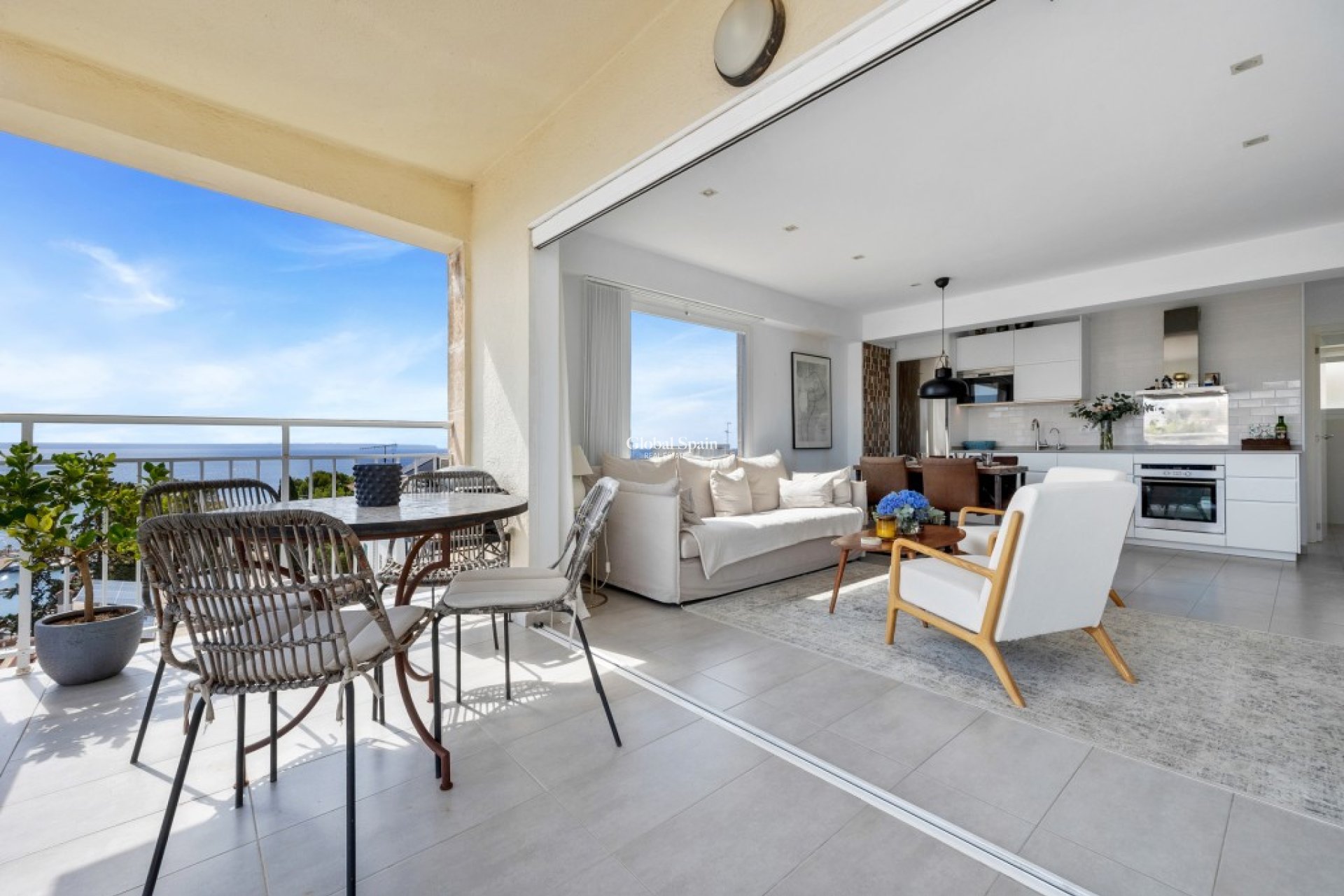 Resale - Apartment -
PALMA - Sant Agustí
