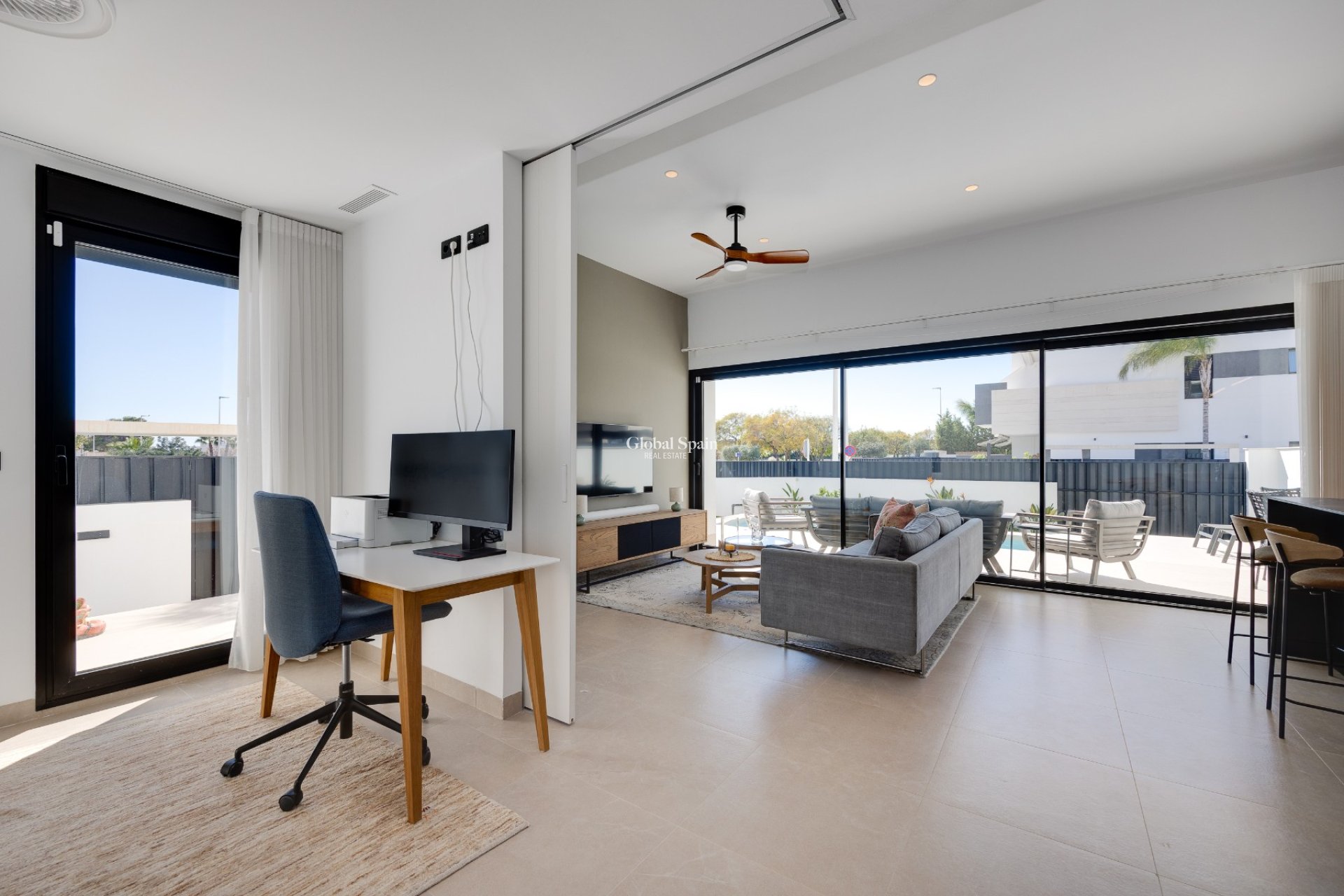 Resale - APARTMENT -
PILAR DE LA HORADADA - Costa Blanca Sur