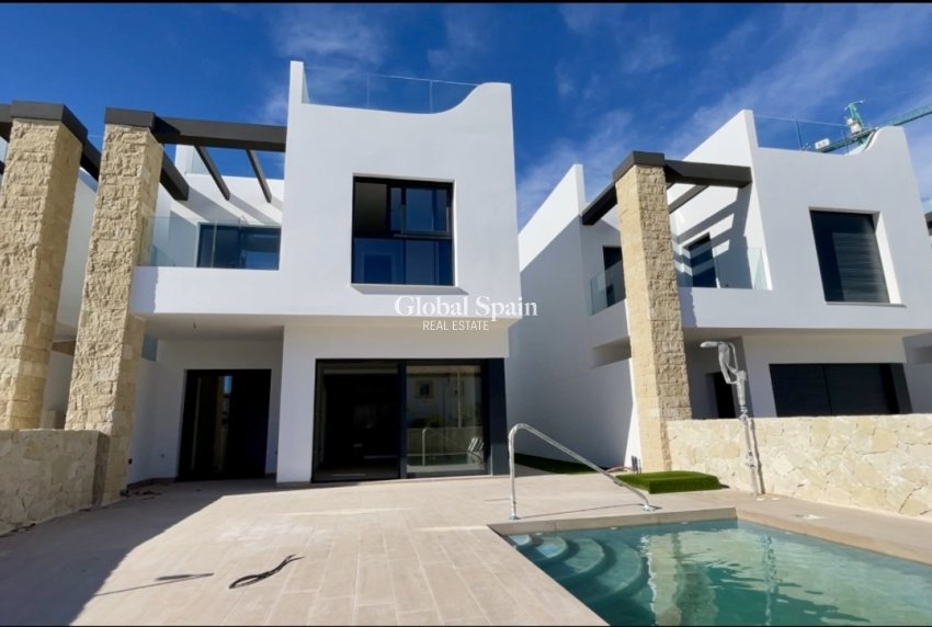 Resale - APARTMENT -
PILAR DE LA HORADADA - Costa Blanca