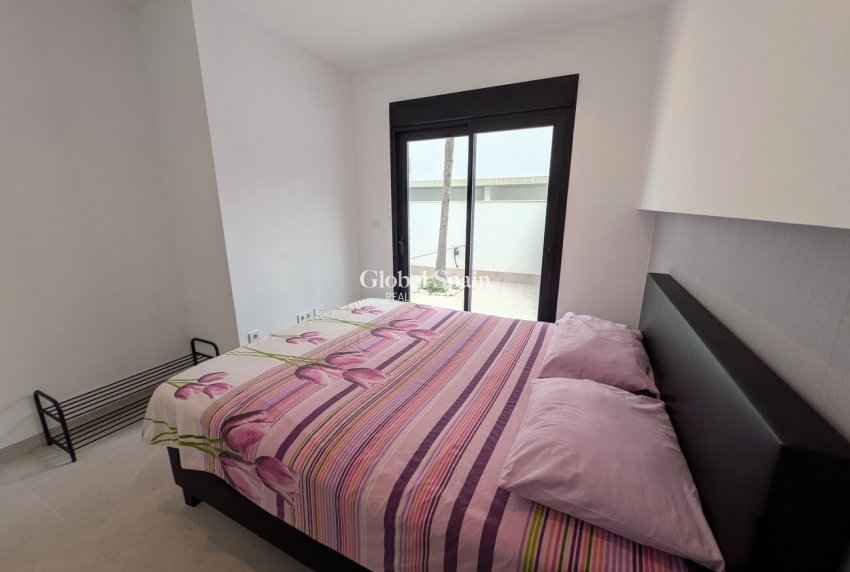 Resale - APARTMENT -
PILAR DE LA HORADADA - Costa Blanca