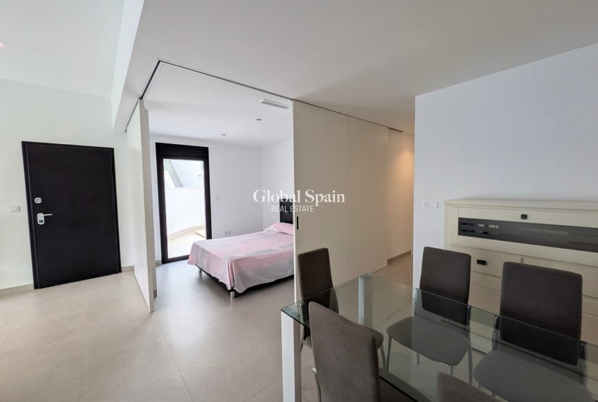 Resale - APARTMENT -
PILAR DE LA HORADADA - Costa Blanca