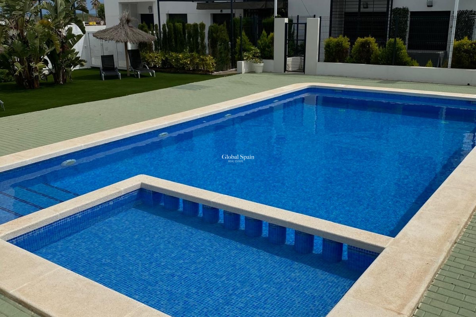 Resale - APARTMENT -
PILAR DE LA HORADADA - Costa Blanca