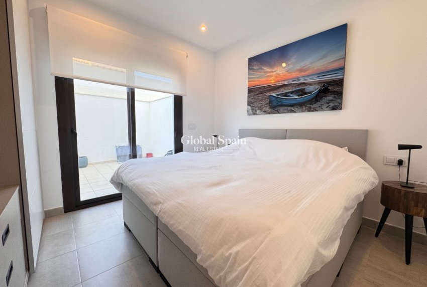 Resale - APARTMENT -
PILAR DE LA HORADADA - Costa Blanca