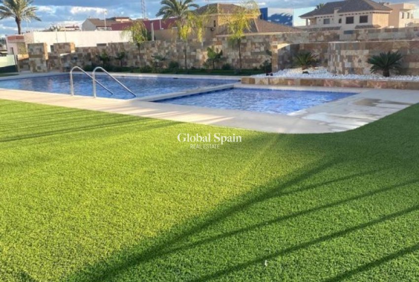 Resale - APARTMENT -
PILAR DE LA HORADADA - Costa Blanca