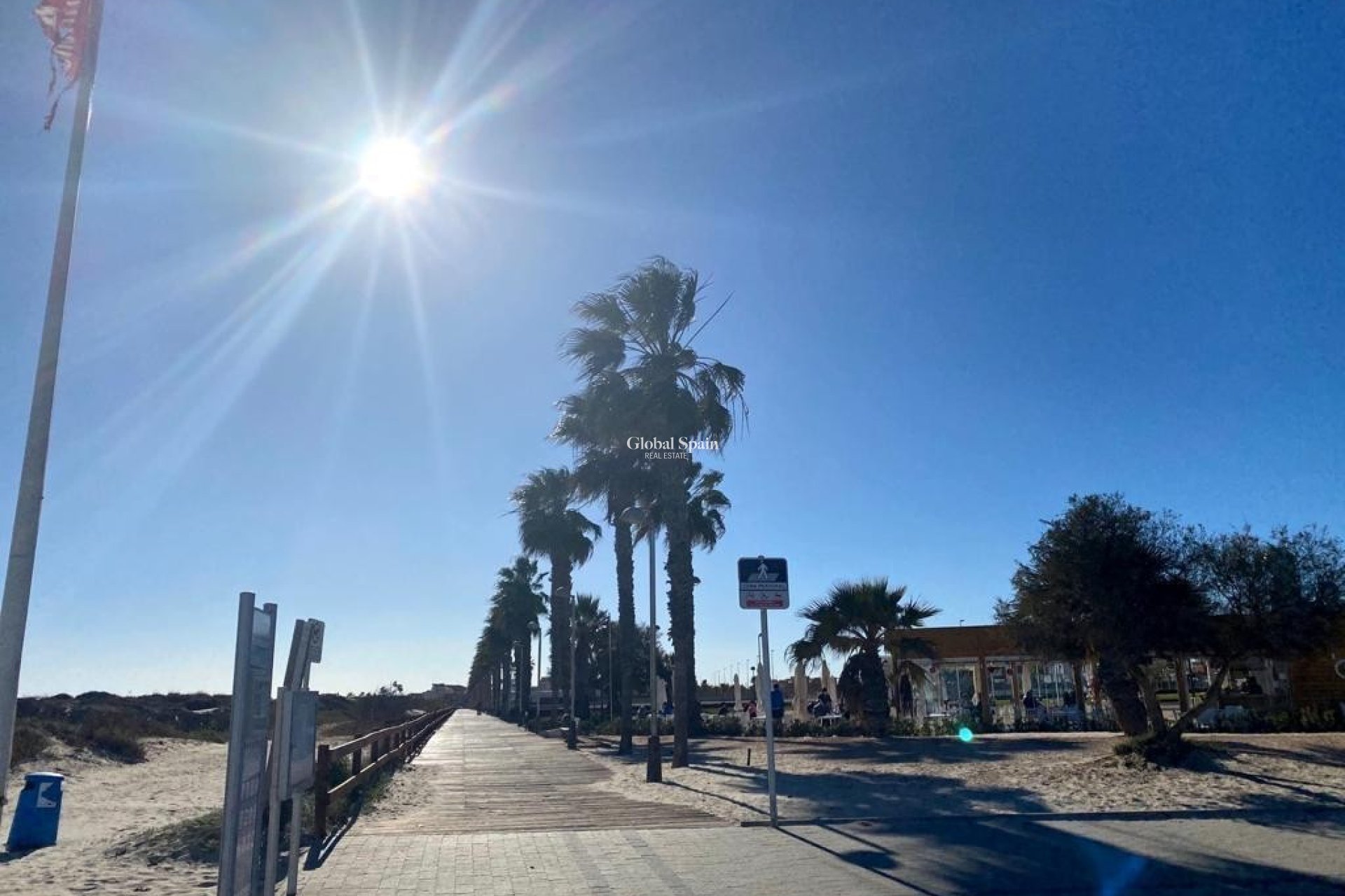 Resale - APARTMENT -
PILAR DE LA HORADADA - Costa Blanca