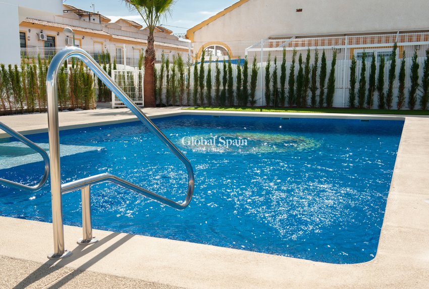 Resale - APARTMENT -
PILAR DE LA HORADADA - Costa Blanca