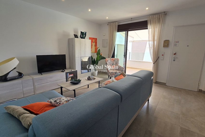 Resale - APARTMENT -
PILAR DE LA HORADADA - Costa Blanca