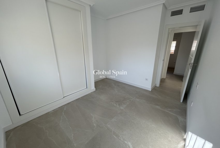 Resale - APARTMENT -
PILAR DE LA HORADADA - Costa Blanca