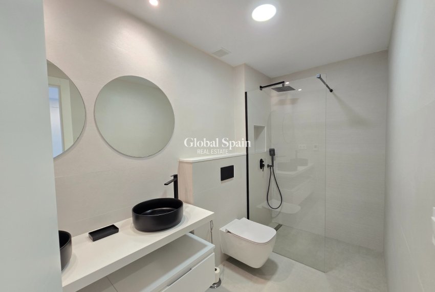 Resale - APARTMENT -
PILAR DE LA HORADADA - Costa Blanca