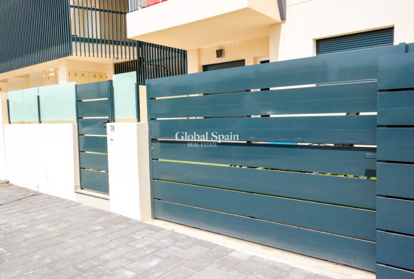 Resale - APARTMENT -
PILAR DE LA HORADADA - Costa Blanca