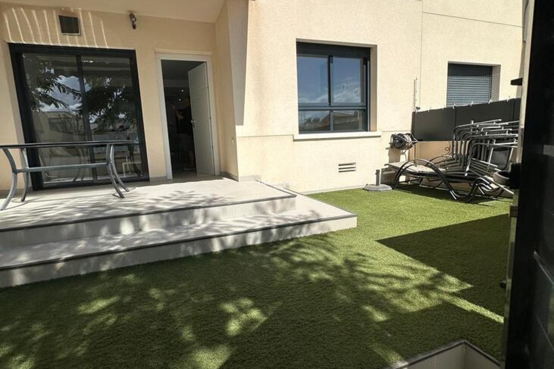 Resale - APARTMENT -
PILAR DE LA HORADADA - Costa Blanca