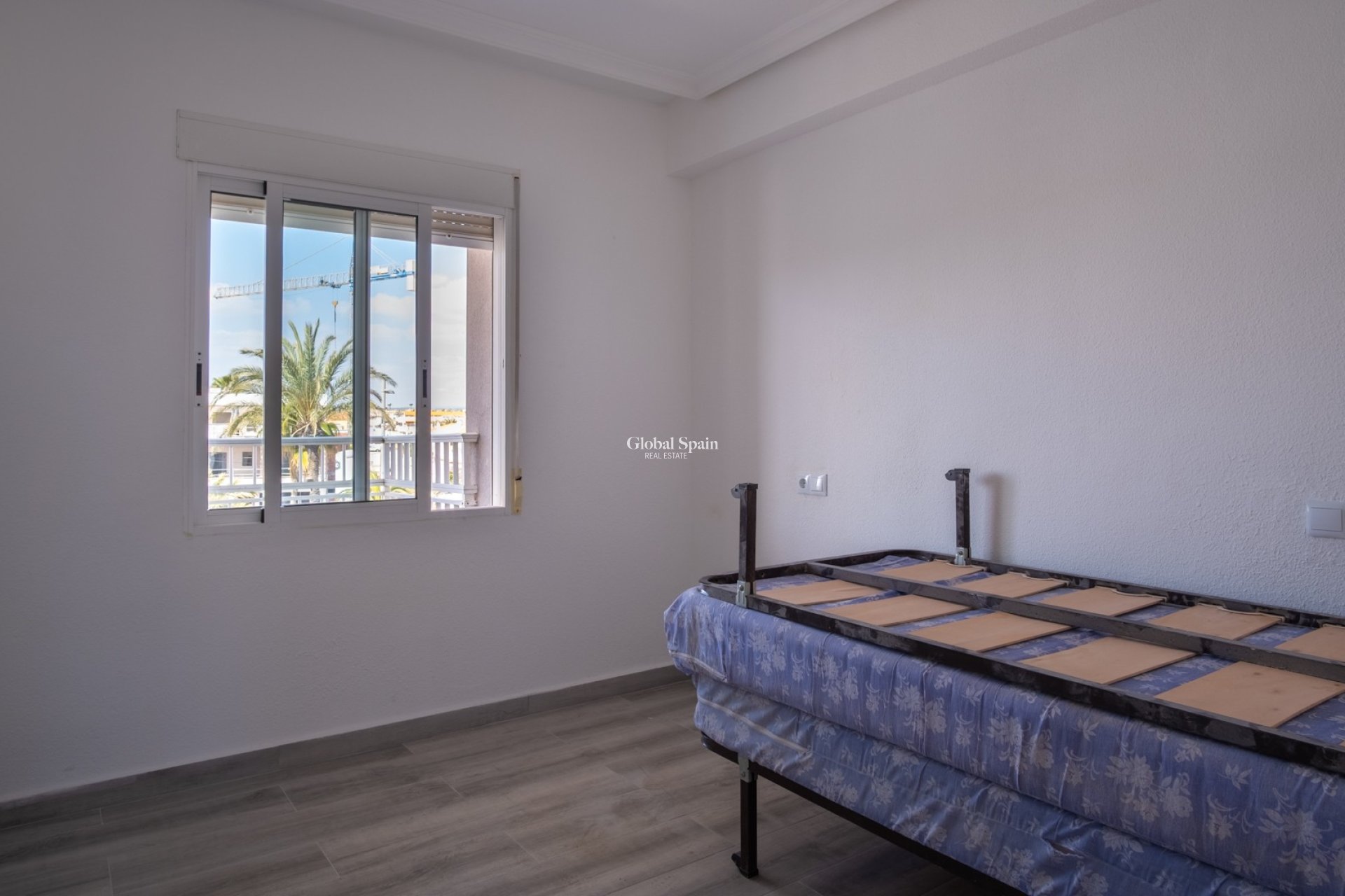 Resale - APARTMENT -
PILAR DE LA HORADADA - Costa Blanca