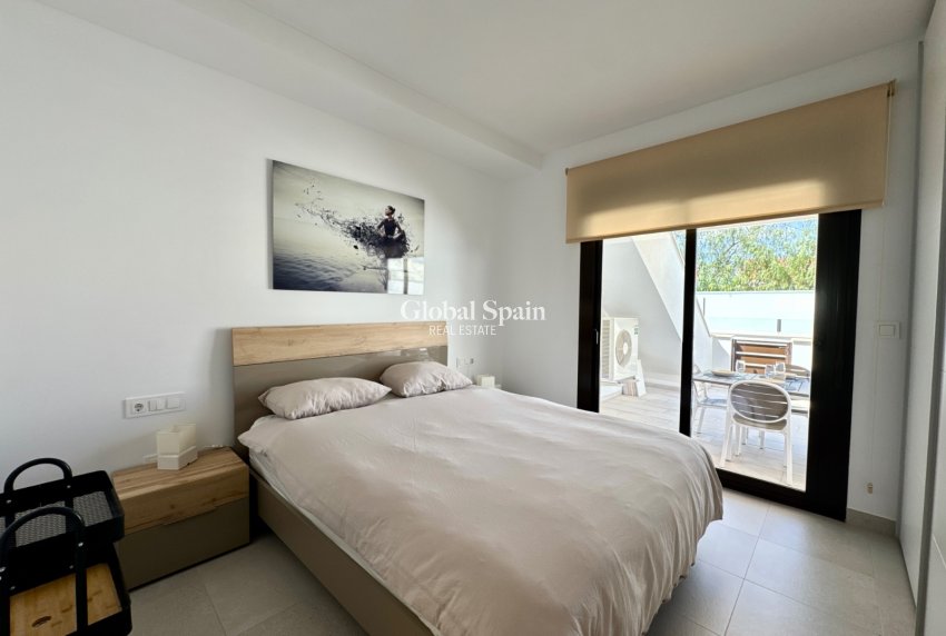Resale - APARTMENT -
PILAR DE LA HORADADA - Costa Blanca