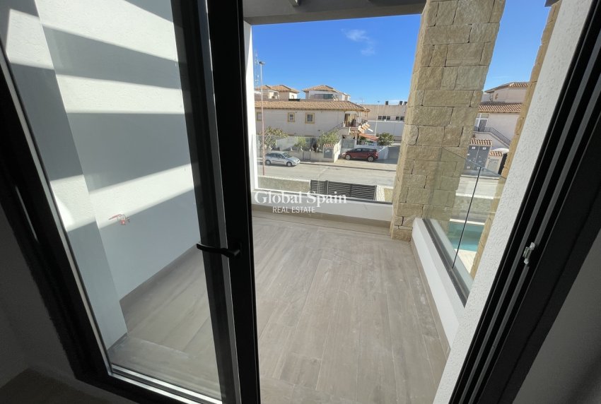 Resale - APARTMENT -
PILAR DE LA HORADADA - Costa Blanca