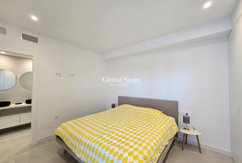 Resale - APARTMENT -
PILAR DE LA HORADADA - Costa Blanca
