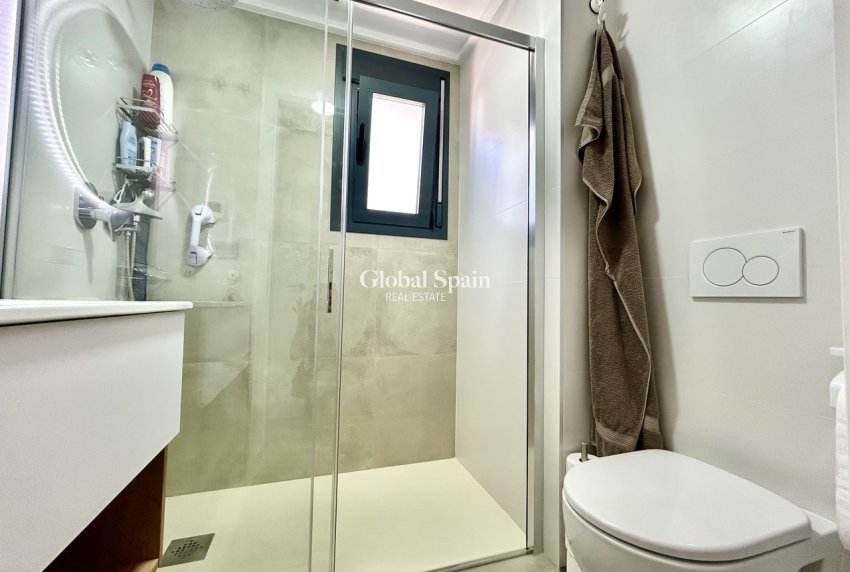 Resale - APARTMENT -
PILAR DE LA HORADADA - Costa Blanca