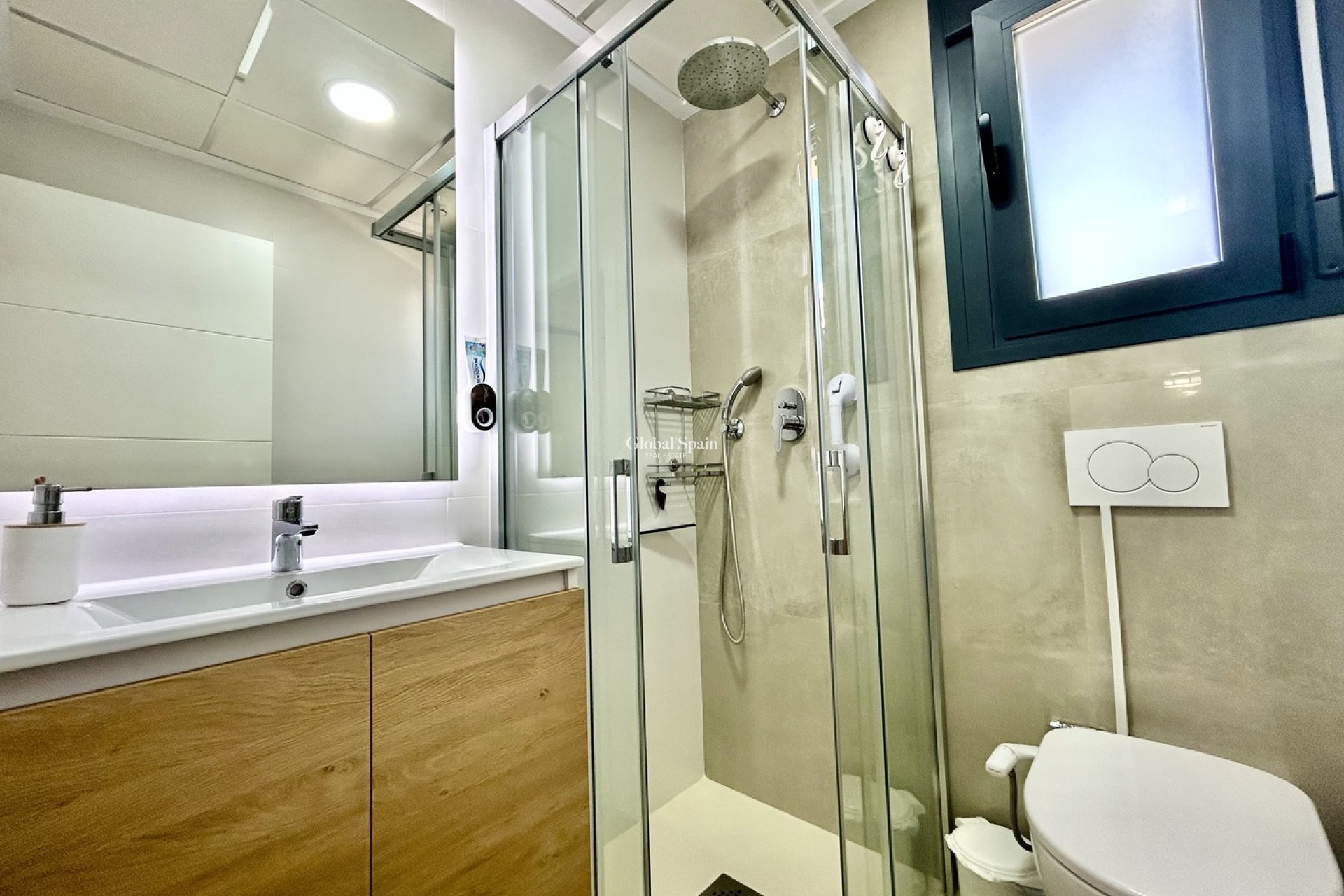 Resale - APARTMENT -
PILAR DE LA HORADADA - Costa Blanca