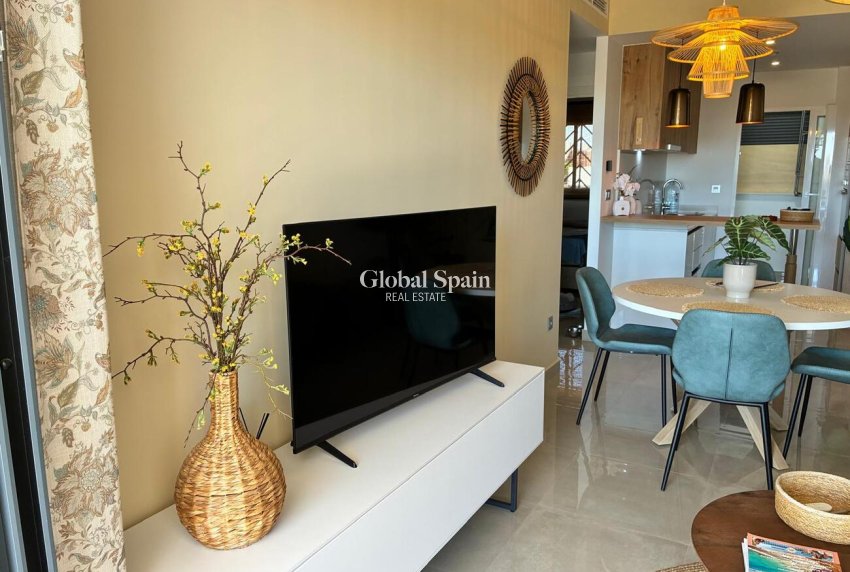 Resale - APARTMENT -
PILAR DE LA HORADADA - Costa Blanca