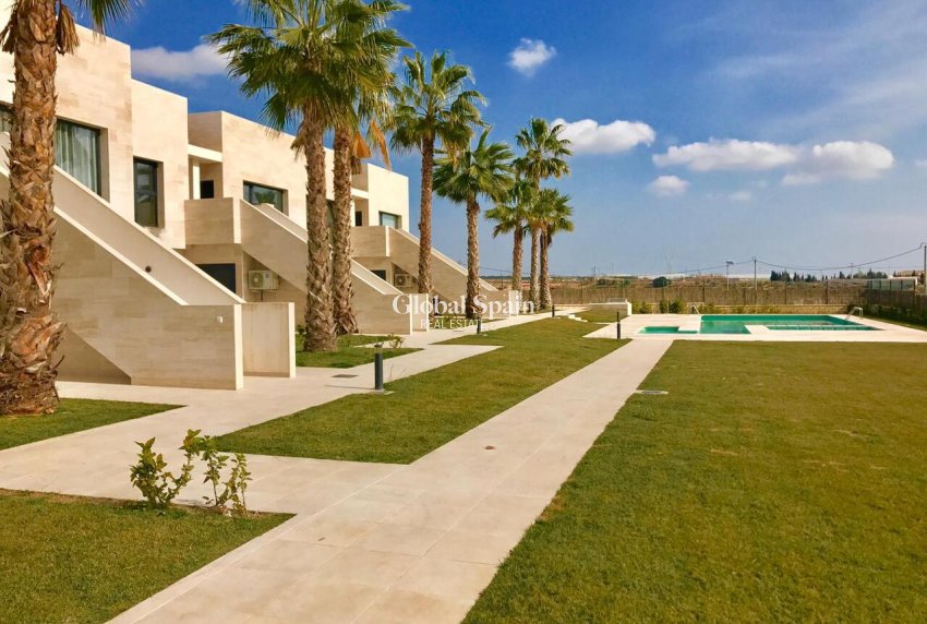 Resale - APARTMENT -
PILAR DE LA HORADADA - Costa Blanca