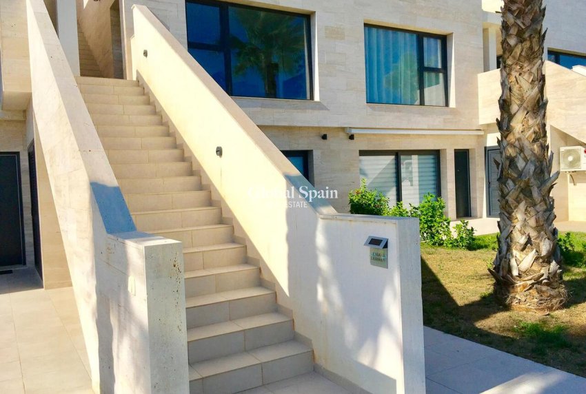 Resale - APARTMENT -
PILAR DE LA HORADADA - Costa Blanca