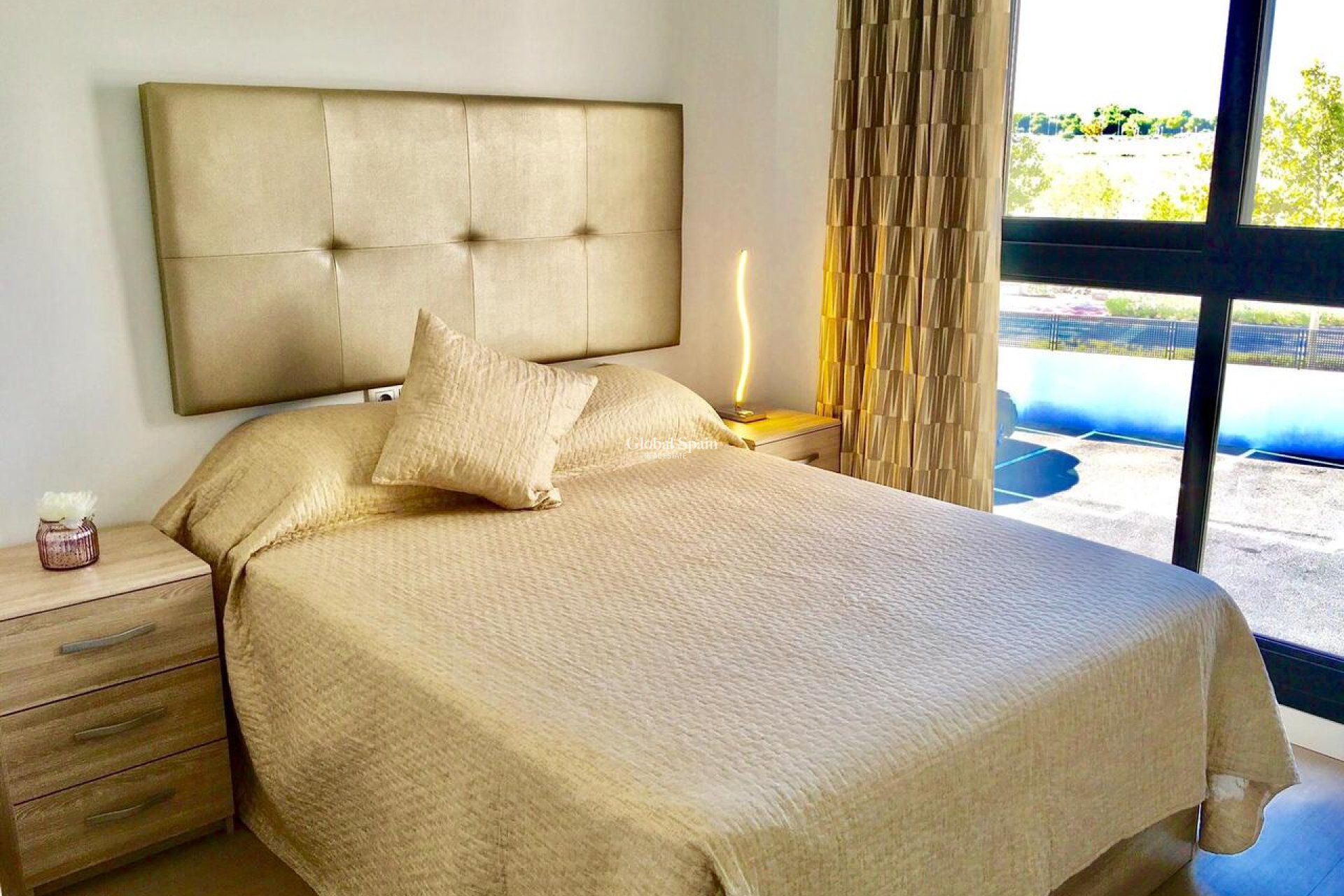 Resale - APARTMENT -
PILAR DE LA HORADADA - Costa Blanca