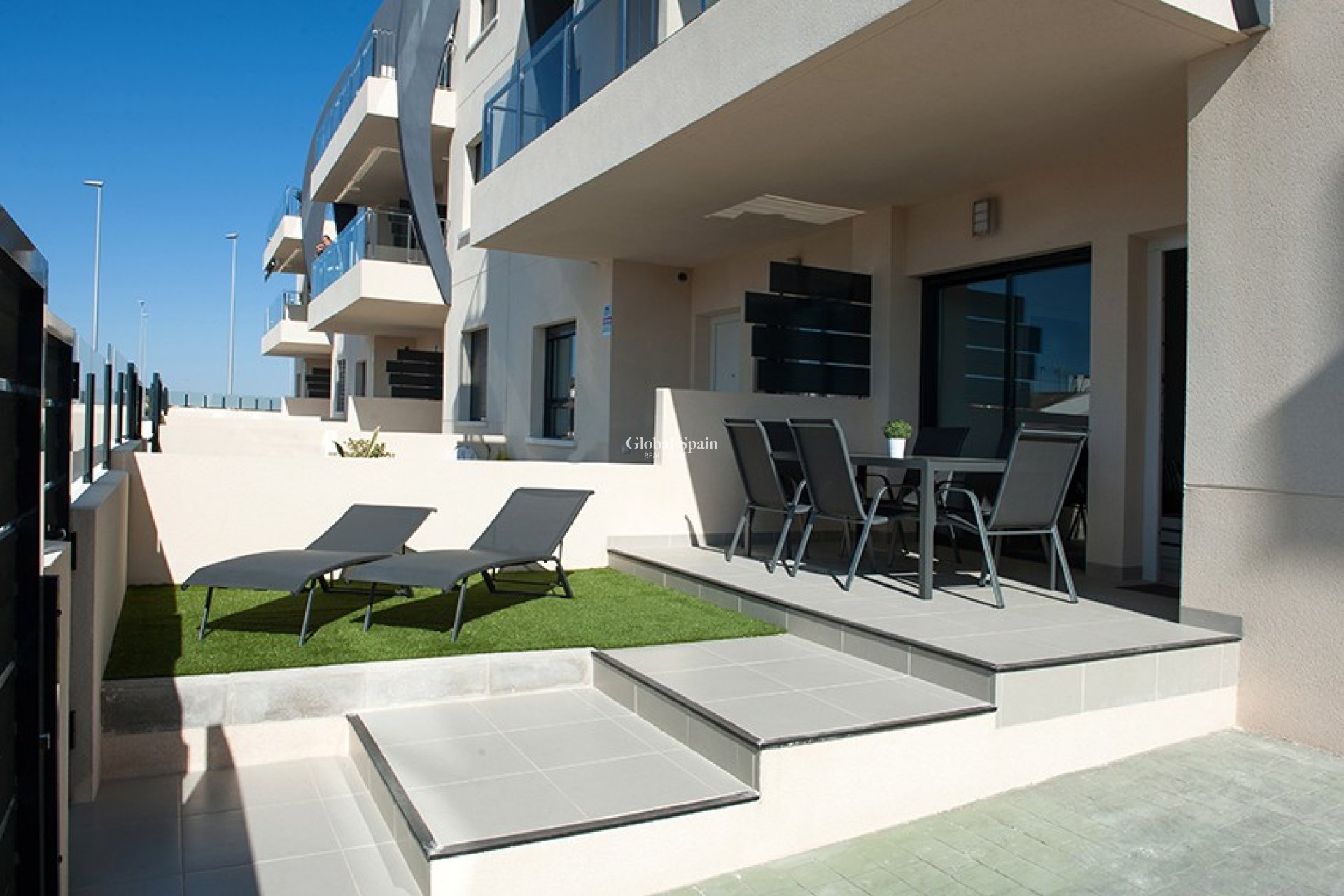 Resale - APARTMENT -
PILAR DE LA HORADADA - Costa Blanca