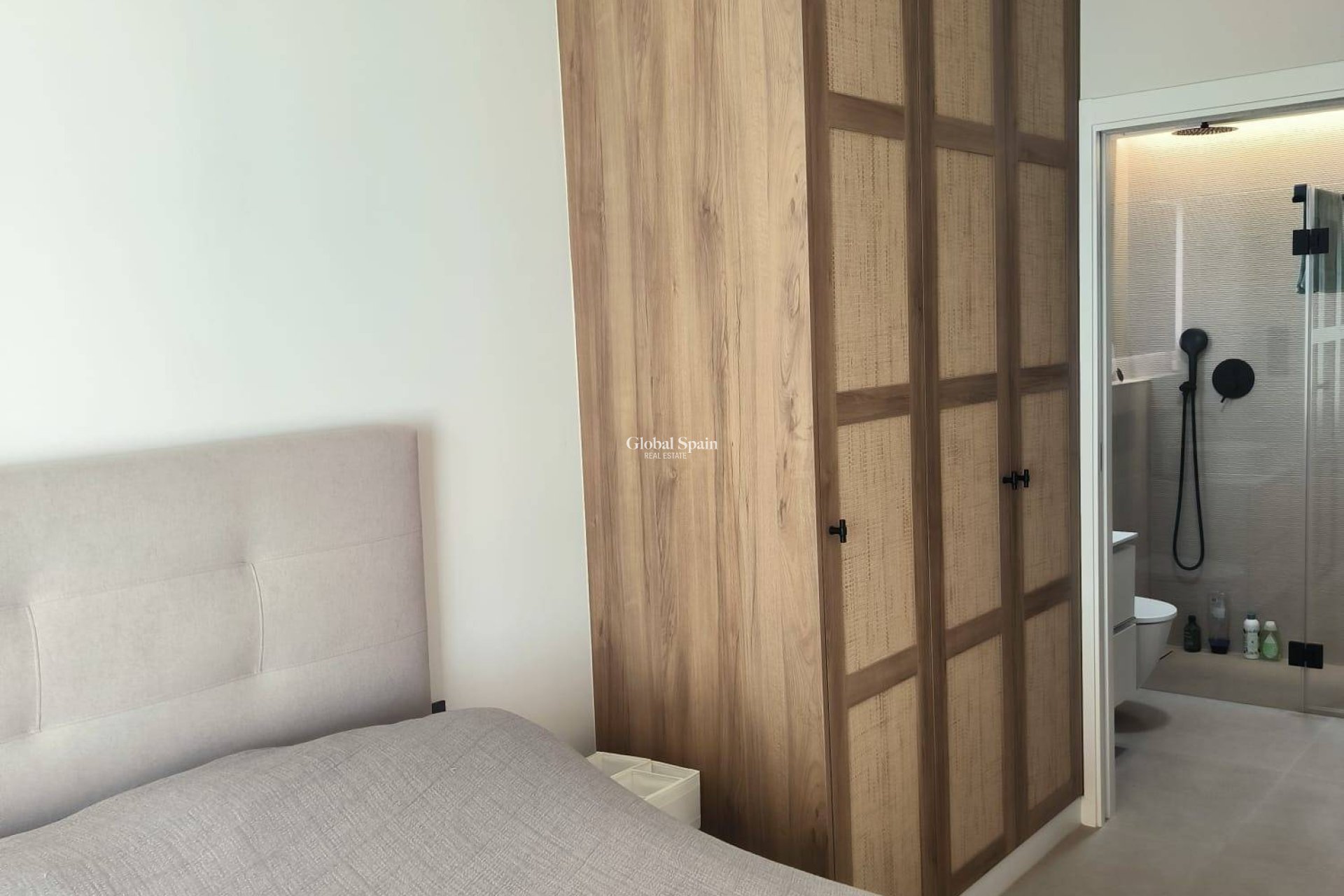 Resale - APARTMENT -
PILAR DE LA HORADADA - El Mojón