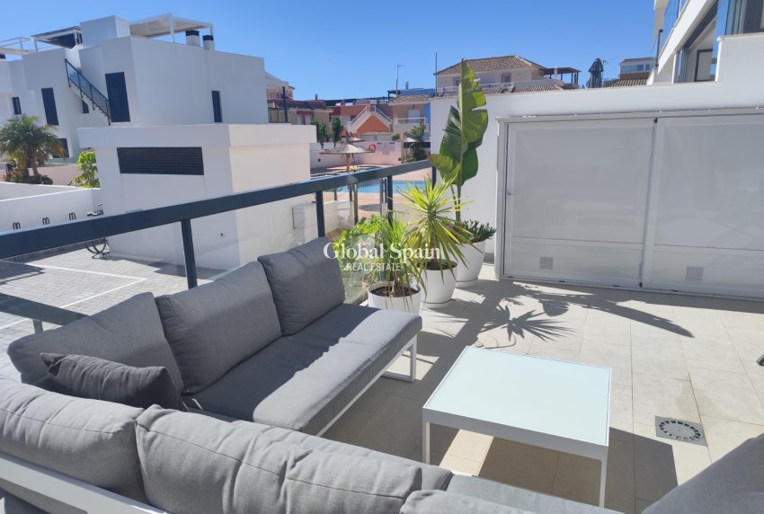 Resale - APARTMENT -
PILAR DE LA HORADADA - El Mojón