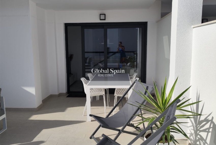 Resale - APARTMENT -
PILAR DE LA HORADADA - El Mojón