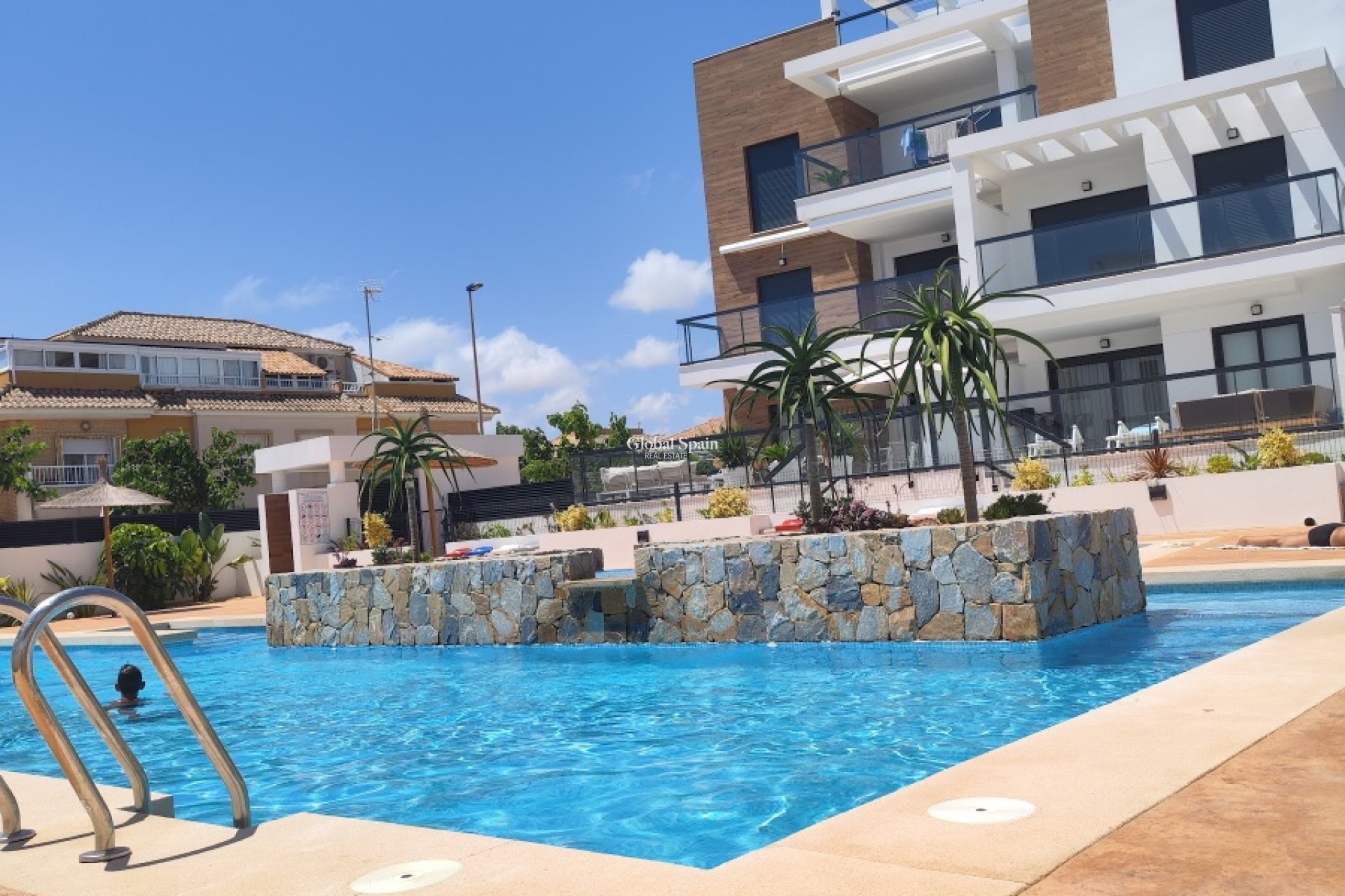 Resale - APARTMENT -
PILAR DE LA HORADADA - El Mojón