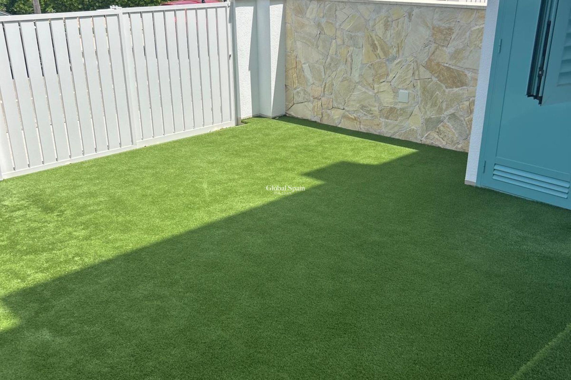 Resale - APARTMENT -
PILAR DE LA HORADADA - El Mojón
