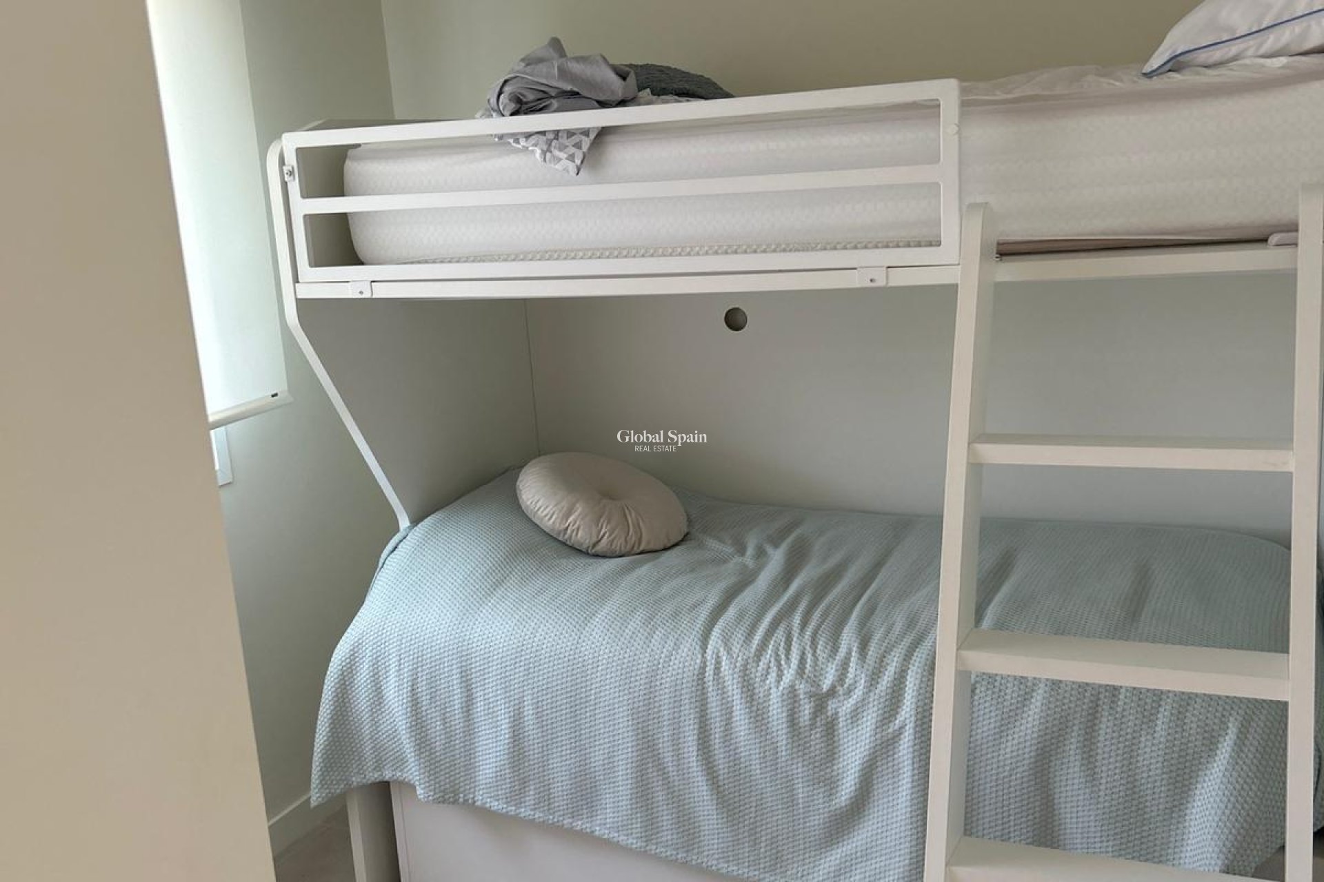 Resale - APARTMENT -
PILAR DE LA HORADADA - El Mojón