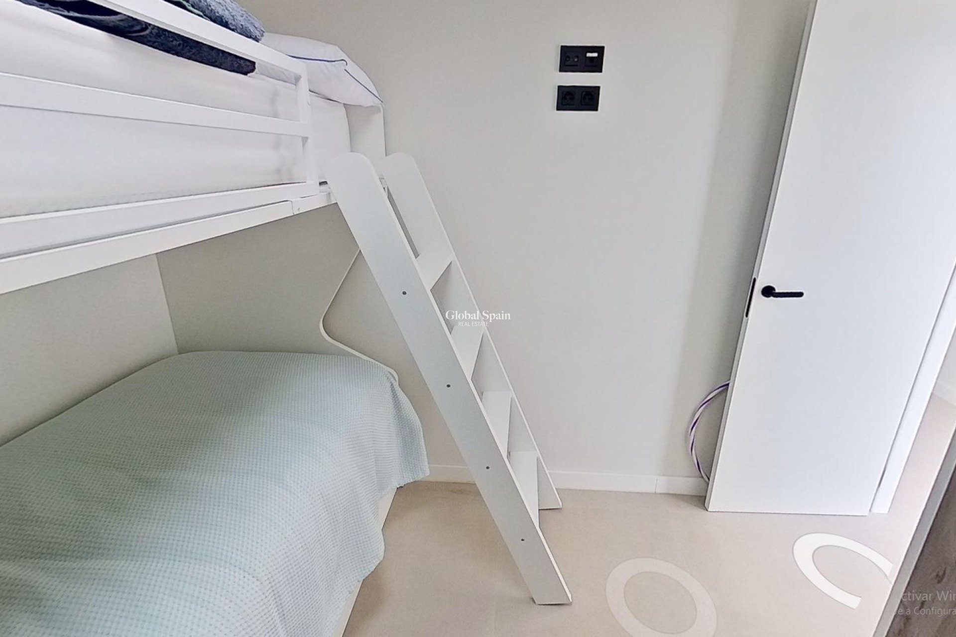 Resale - APARTMENT -
PILAR DE LA HORADADA - El Mojón