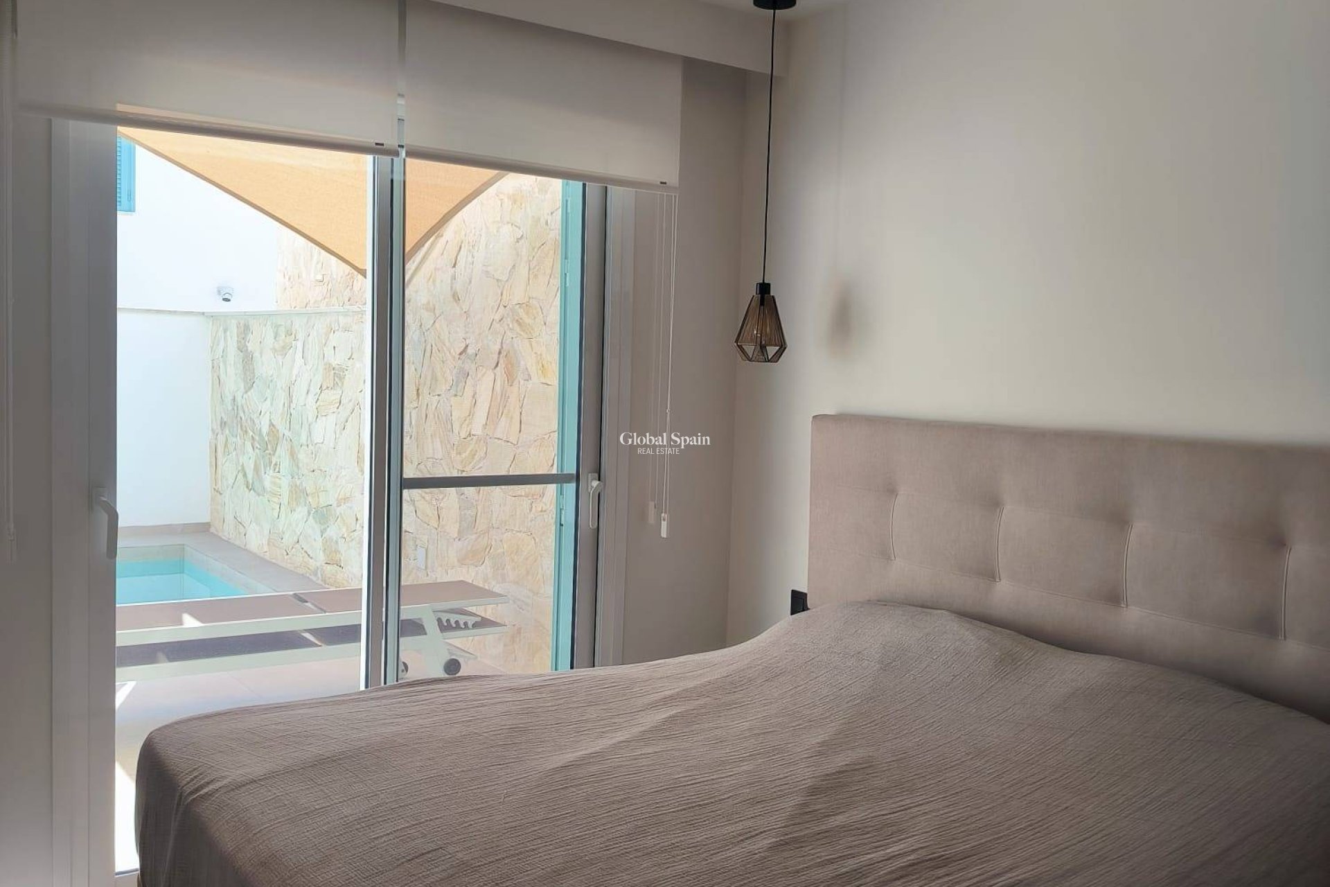 Resale - APARTMENT -
PILAR DE LA HORADADA - El Mojón
