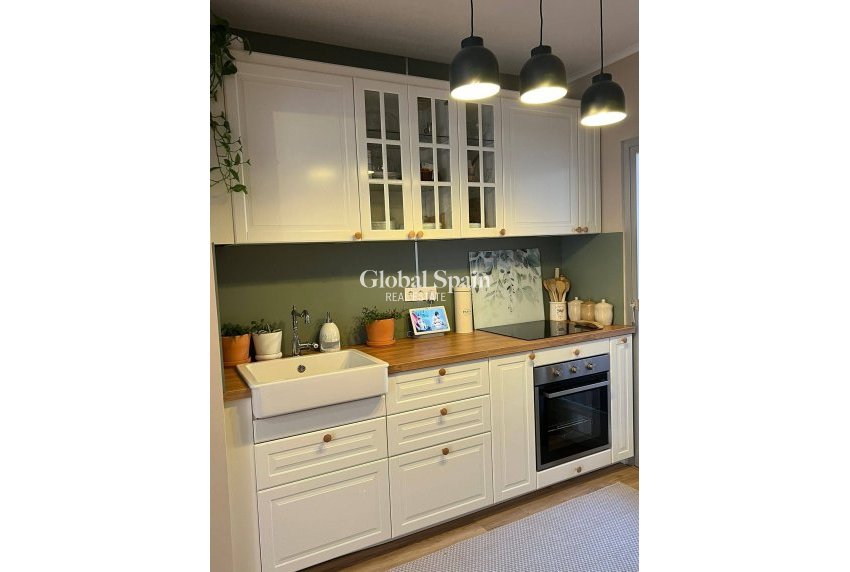 Resale - APARTMENT -
PILAR DE LA HORADADA - La Torre de la Horadada