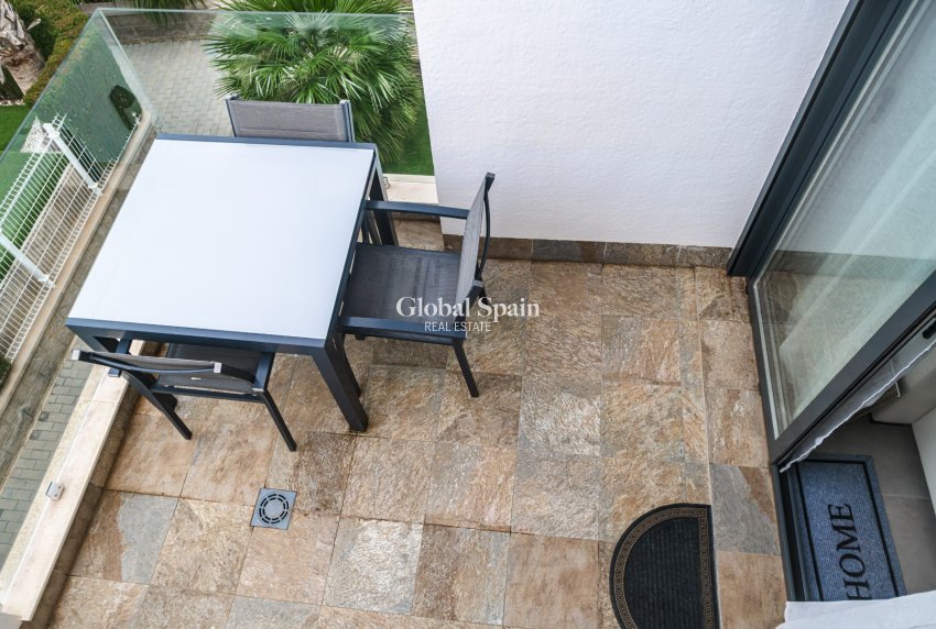 Resale - APARTMENT -
PILAR DE LA HORADADA - La Torre de la Horadada