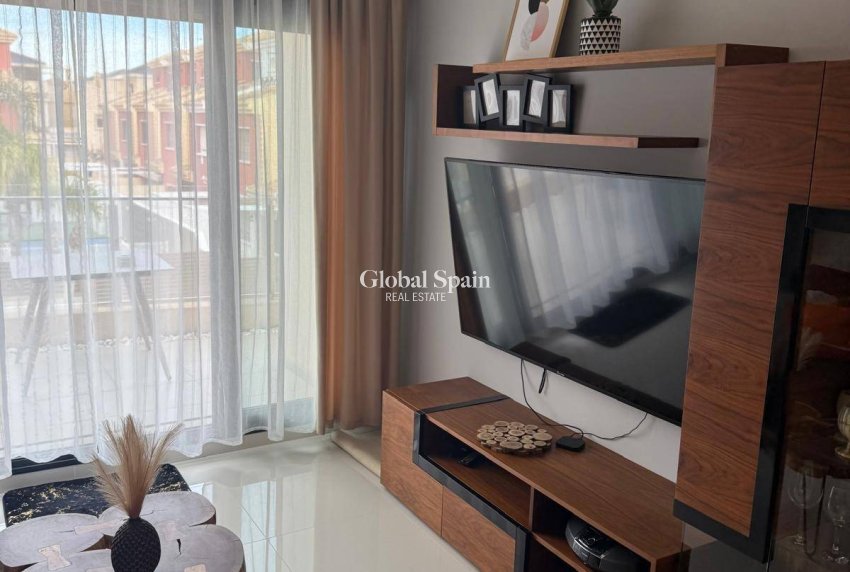 Resale - APARTMENT -
PILAR DE LA HORADADA - La Torre de la Horadada