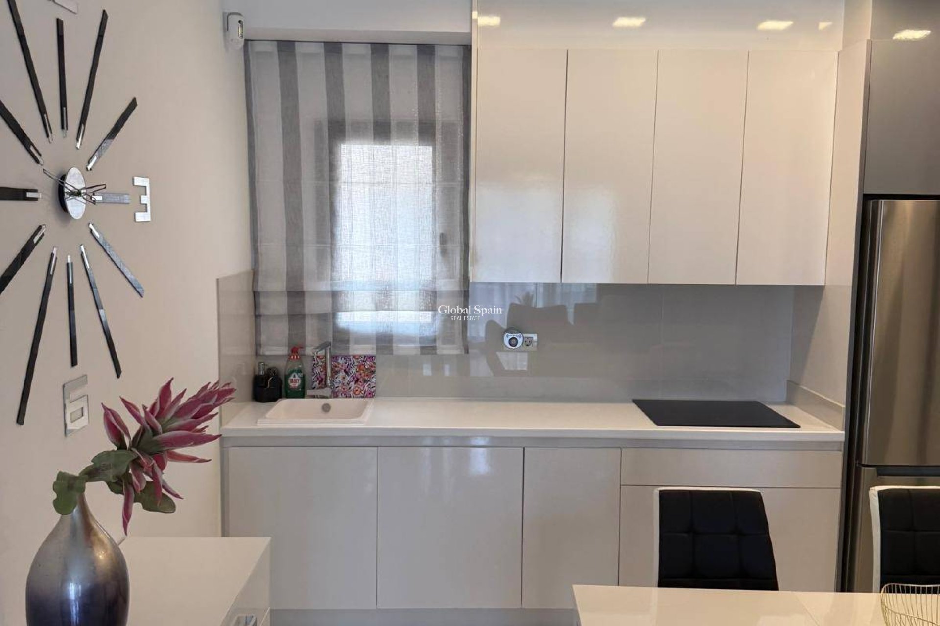 Resale - APARTMENT -
PILAR DE LA HORADADA - La Torre de la Horadada