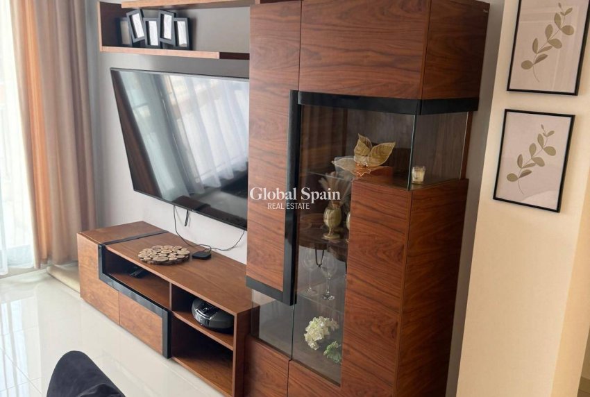 Resale - APARTMENT -
PILAR DE LA HORADADA - La Torre de la Horadada