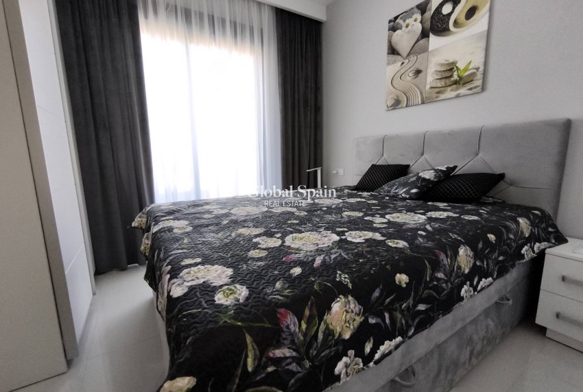 Resale - APARTMENT -
PILAR DE LA HORADADA - La Torre de la Horadada