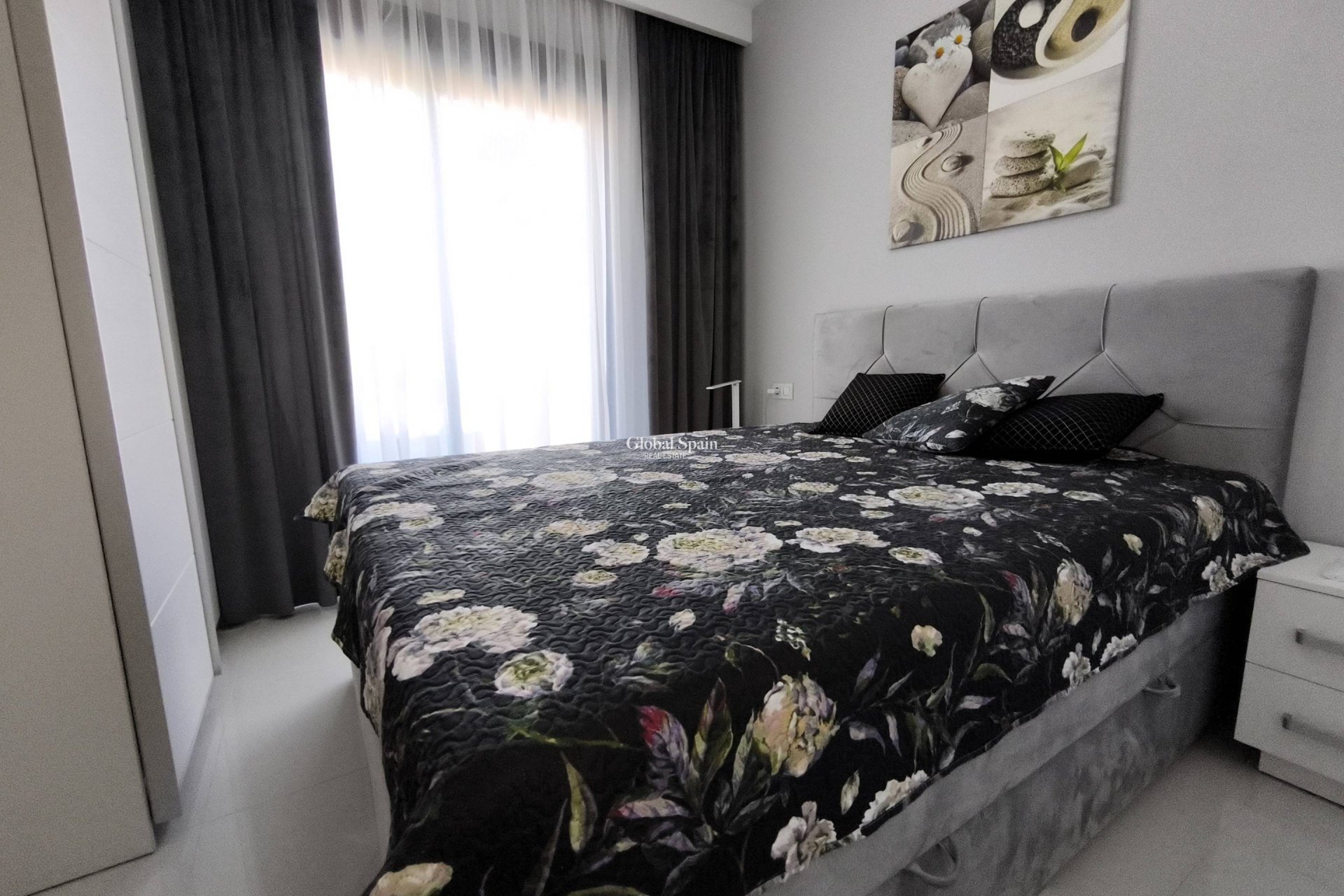 Resale - APARTMENT -
PILAR DE LA HORADADA - La Torre de la Horadada