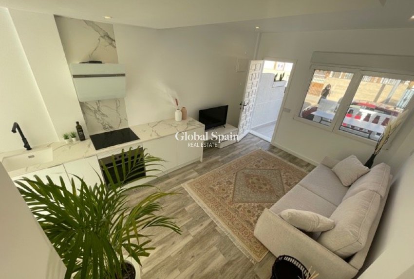 Resale - APARTMENT -
PILAR DE LA HORADADA - La Torre de la Horadada