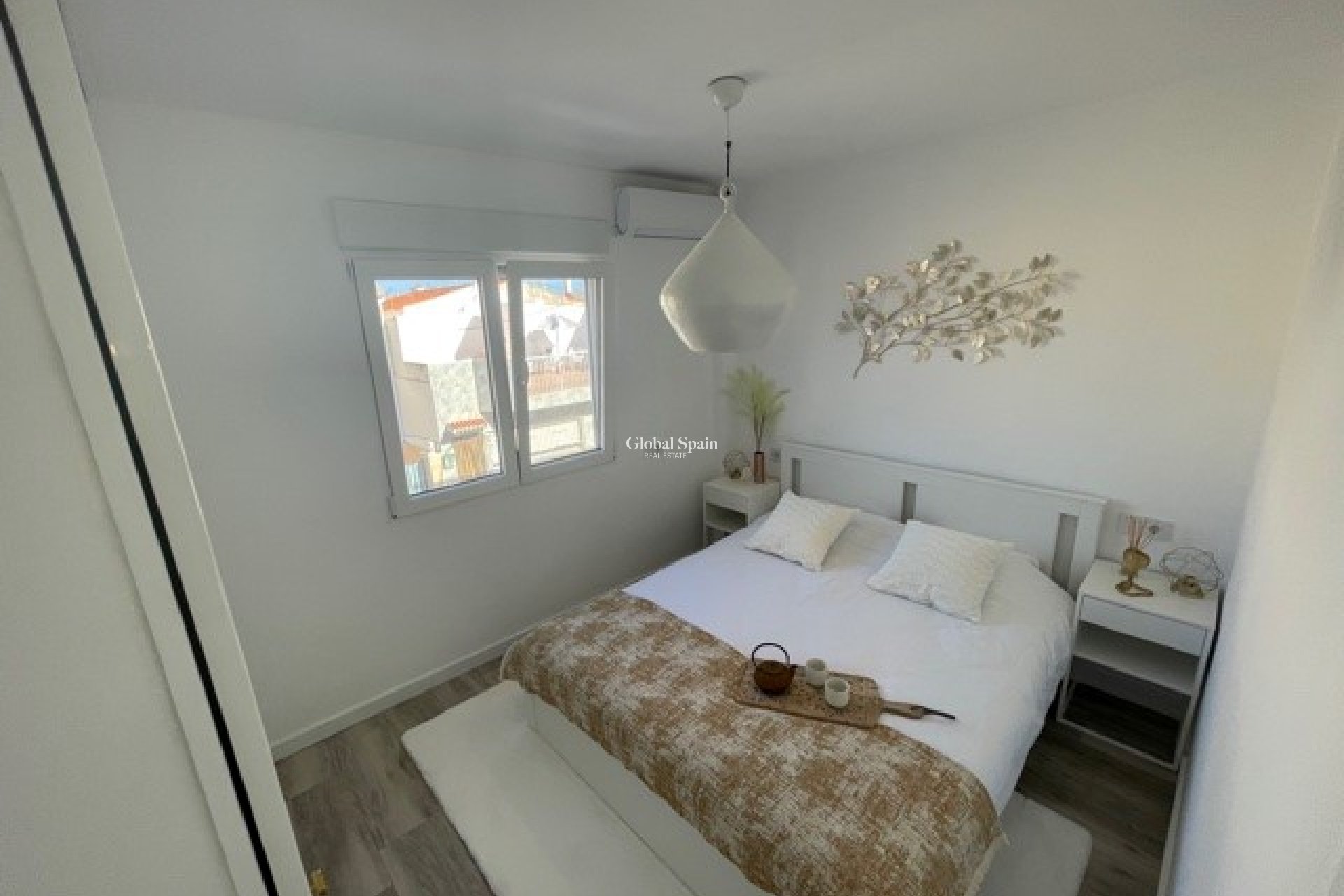 Resale - APARTMENT -
PILAR DE LA HORADADA - La Torre de la Horadada