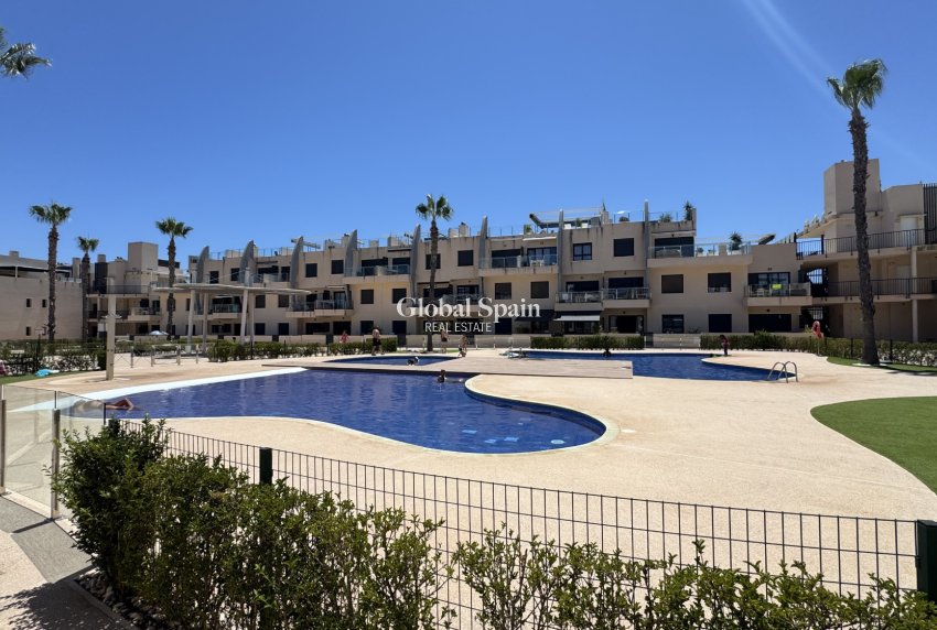 Resale - APARTMENT -
PILAR DE LA HORADADA - La Torre De La Horadada