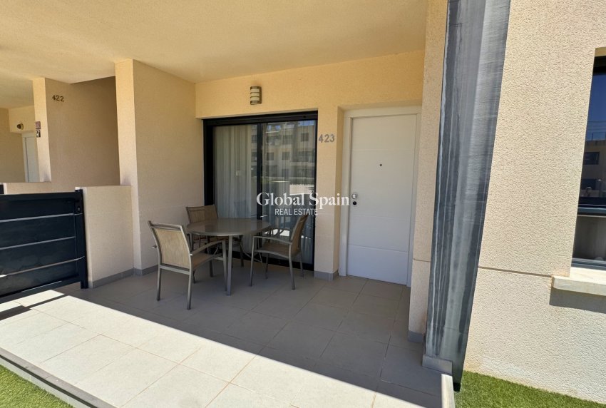 Resale - APARTMENT -
PILAR DE LA HORADADA - La Torre De La Horadada