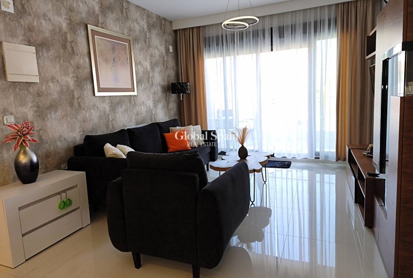 Resale - APARTMENT -
PILAR DE LA HORADADA - La Torre de la Horadada