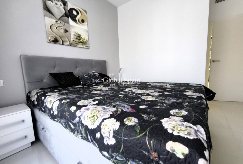 Resale - APARTMENT -
PILAR DE LA HORADADA - La Torre de la Horadada