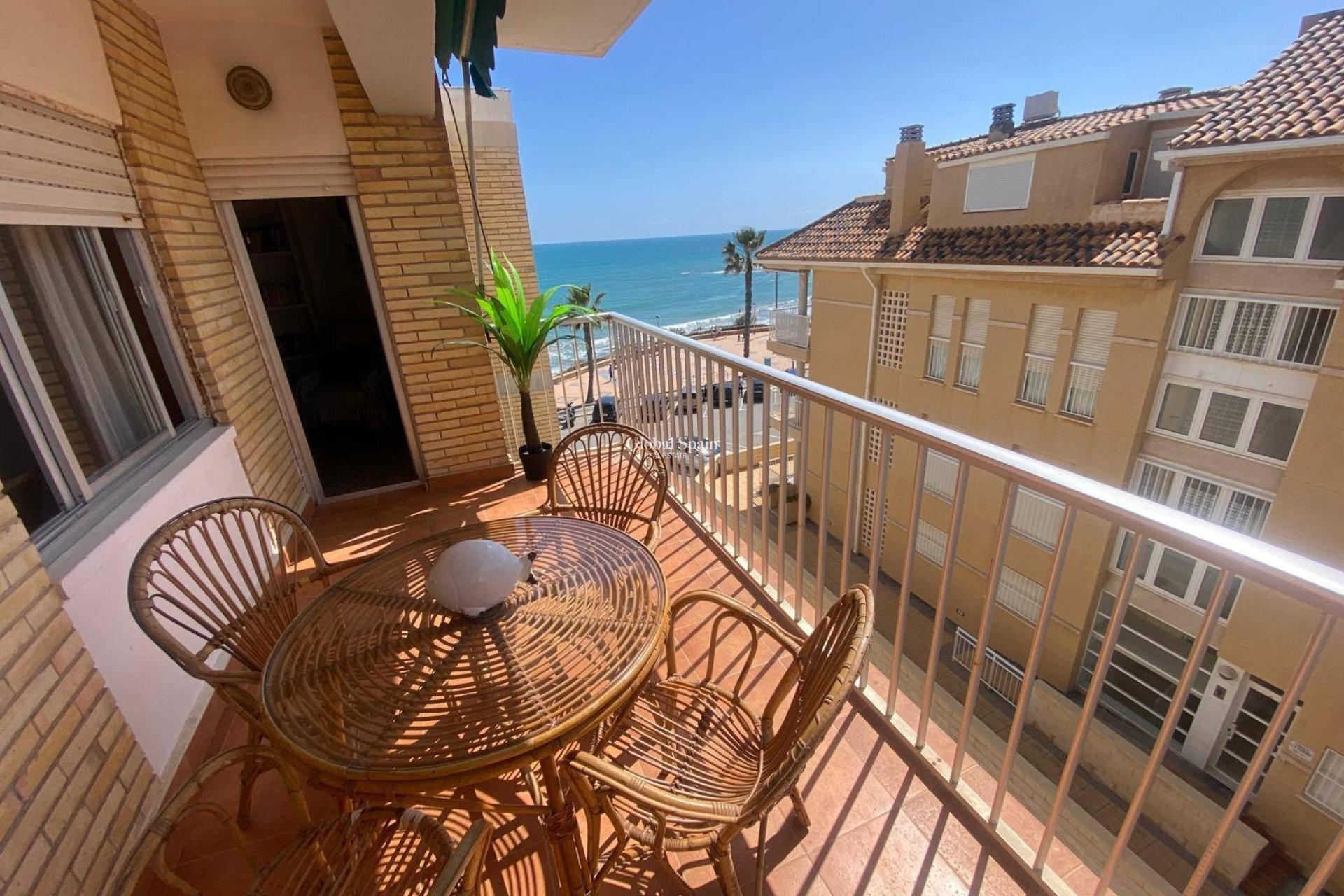 Resale - APARTMENT -
PILAR DE LA HORADADA - La Torre de la Horadada