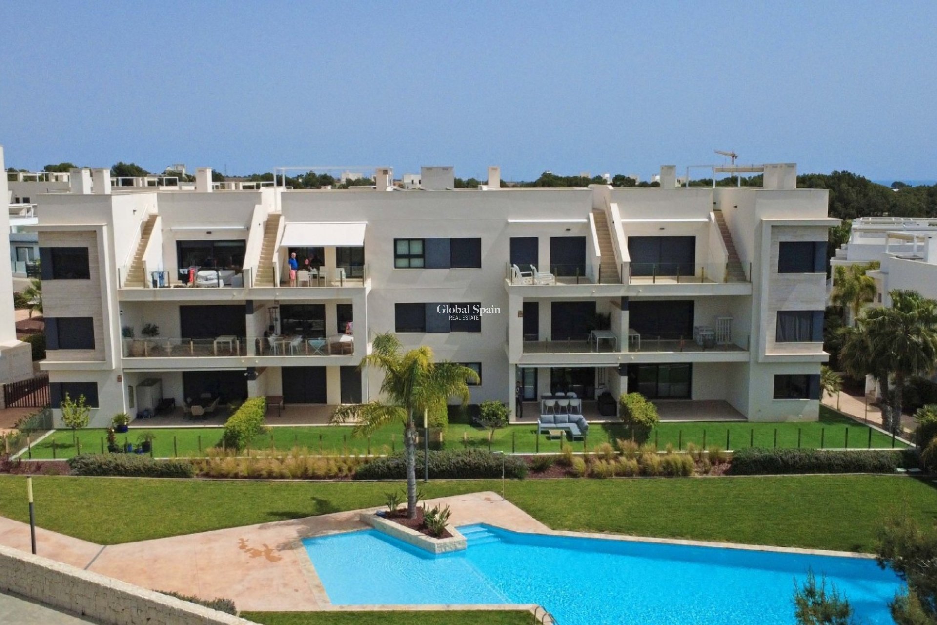 Resale - APARTMENT -
PILAR DE LA HORADADA - Lo Romero Golf
